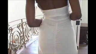 Nyomi kļūst viņas ass busted