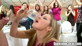 Dancingcock Stor Kuk Fest