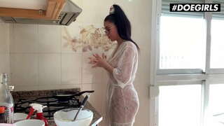 DOEGIRLS - #Florane Russell #Cherry Kiss - Sexy MILF Pornstar Pendant le Verrouillage - les plus chaudes de l&#039;Édition!